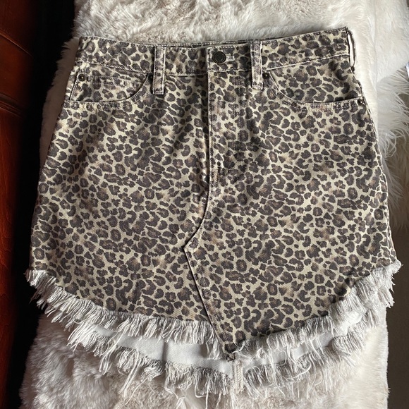 NWOT Free People Printed Bailey Frayed Denim Skirt - Picture 4 of 9